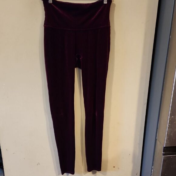 Spanx Cranbury Velor Size Large Perfect ConditiElegant Velvet High-Rise Leggings - Picture 1 of 3